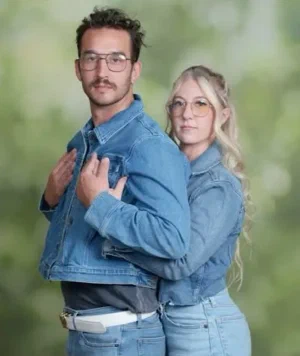 Pose 34 in Duo Poses category