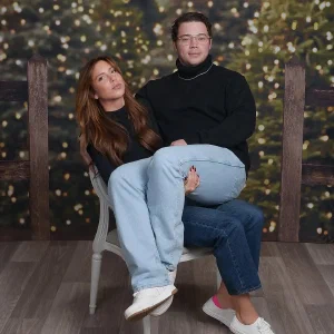 Pose 37 in Duo Poses category