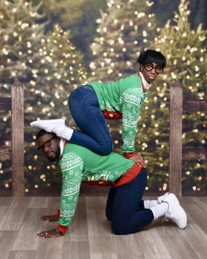 Pose 40 in Duo Poses category