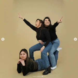 Pose 66 in Triple Poses category