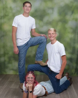 Pose 72 in Triple Poses category