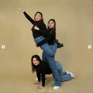 Pose 73 in Triple Poses category