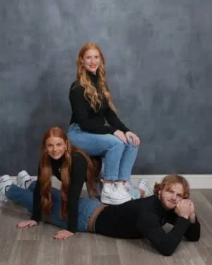 Pose 76 in Triple Poses category